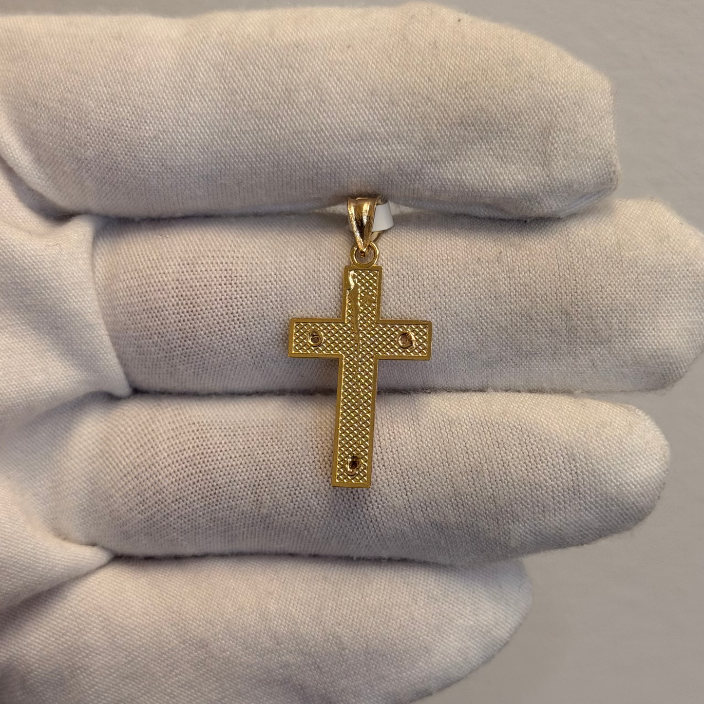 10k Cross Pendant
