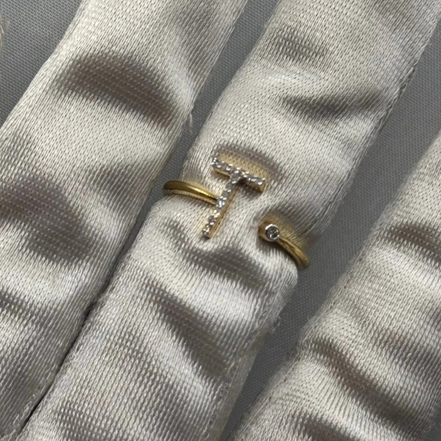 14k Diamond letter T Ring