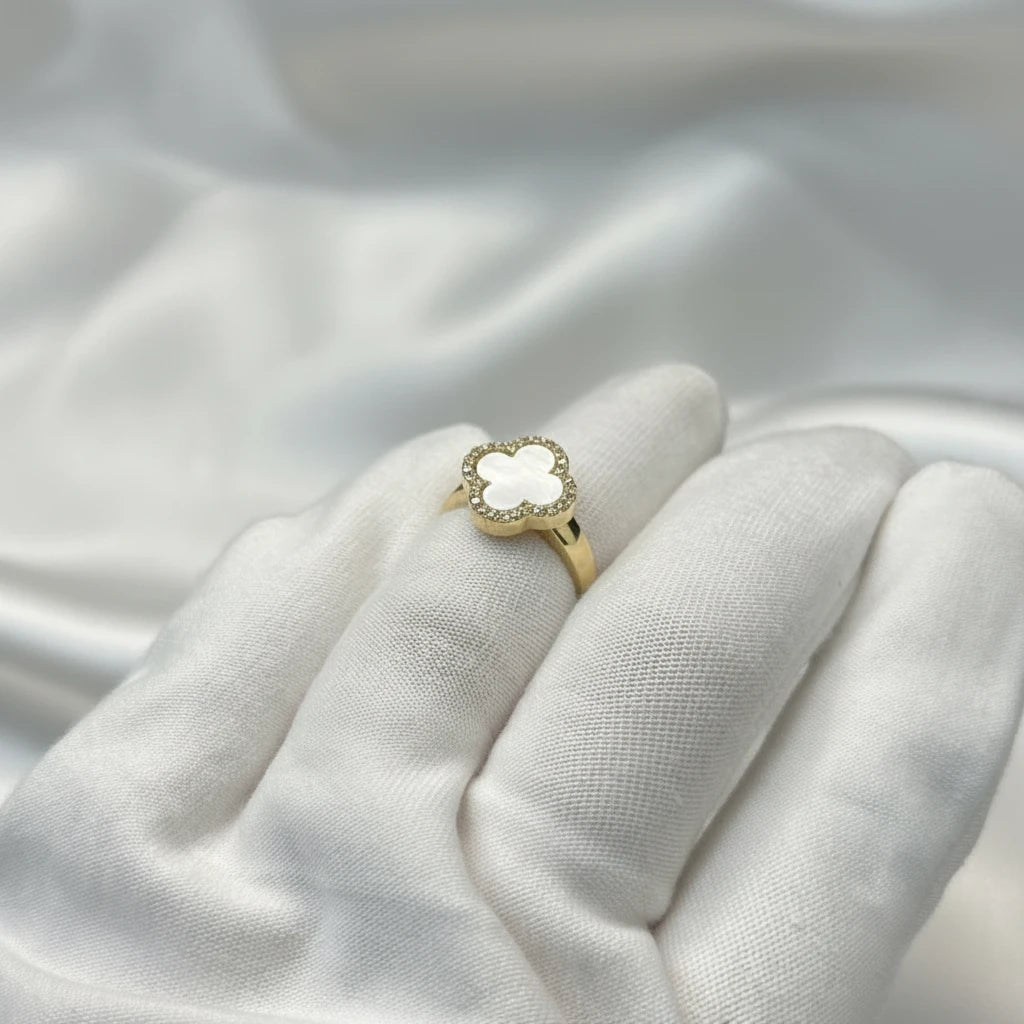 10k Mother Of Pearl Clover Ring
