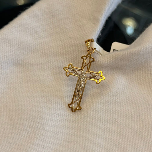 10k Cross Pendant