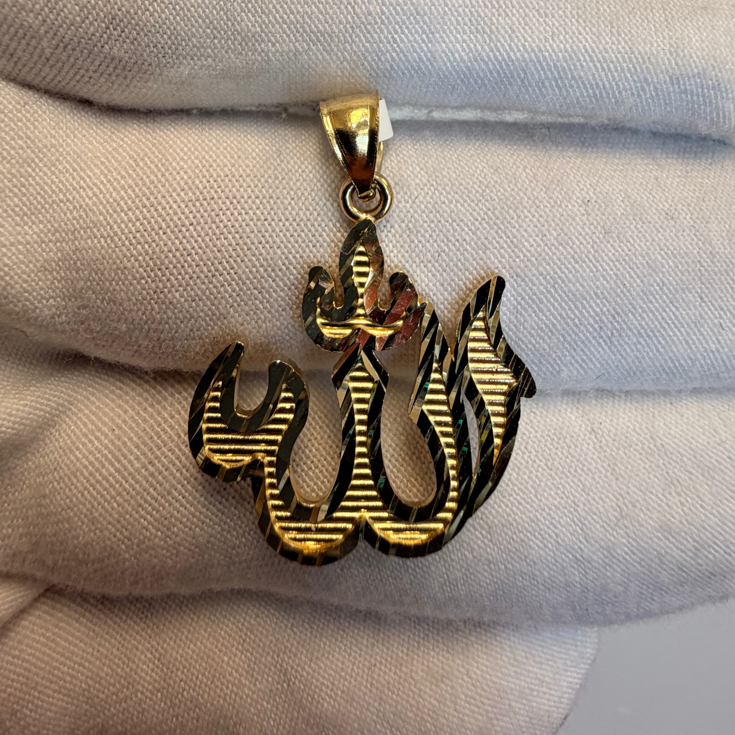 10k Allah Pendant