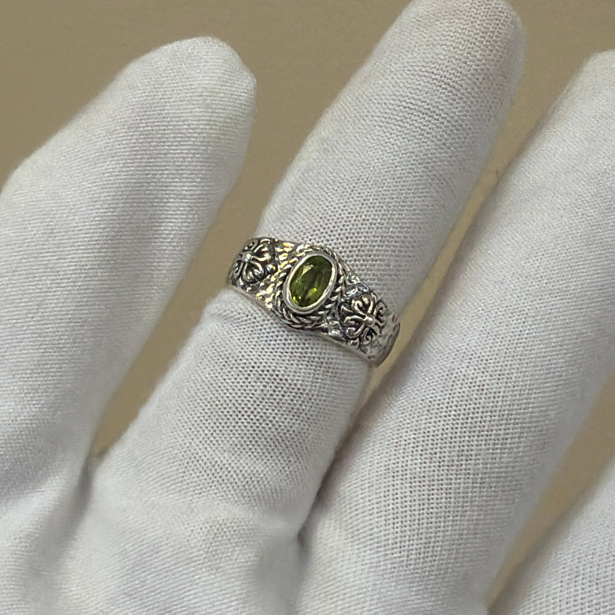 Sterling Silver Peridot Ring