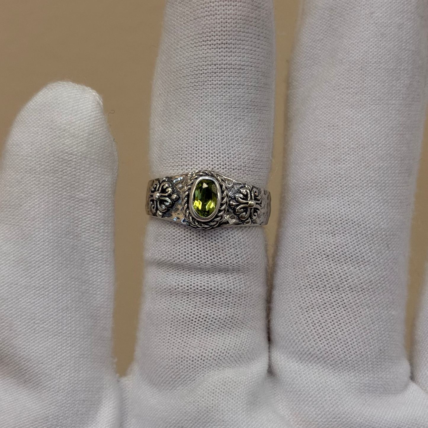 Sterling Silver Peridot Ring