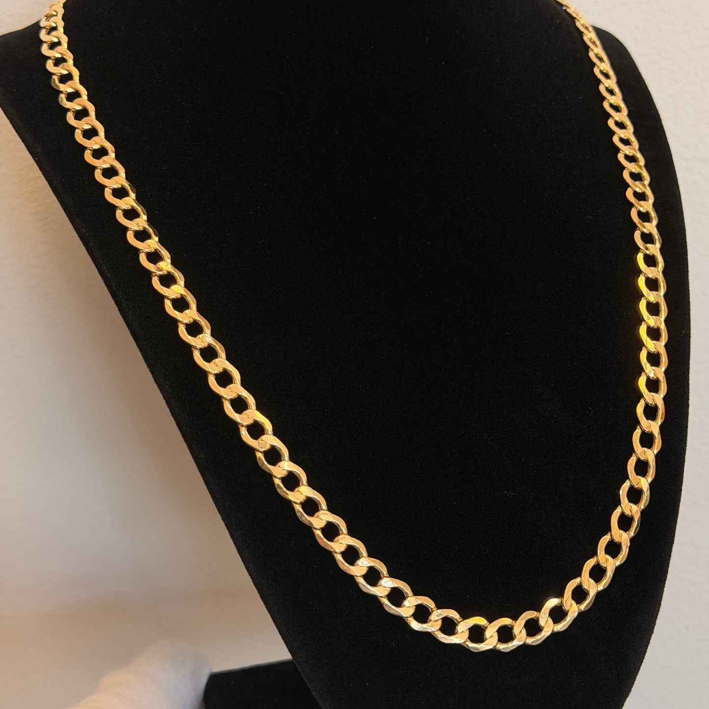 10k Curb Necklace