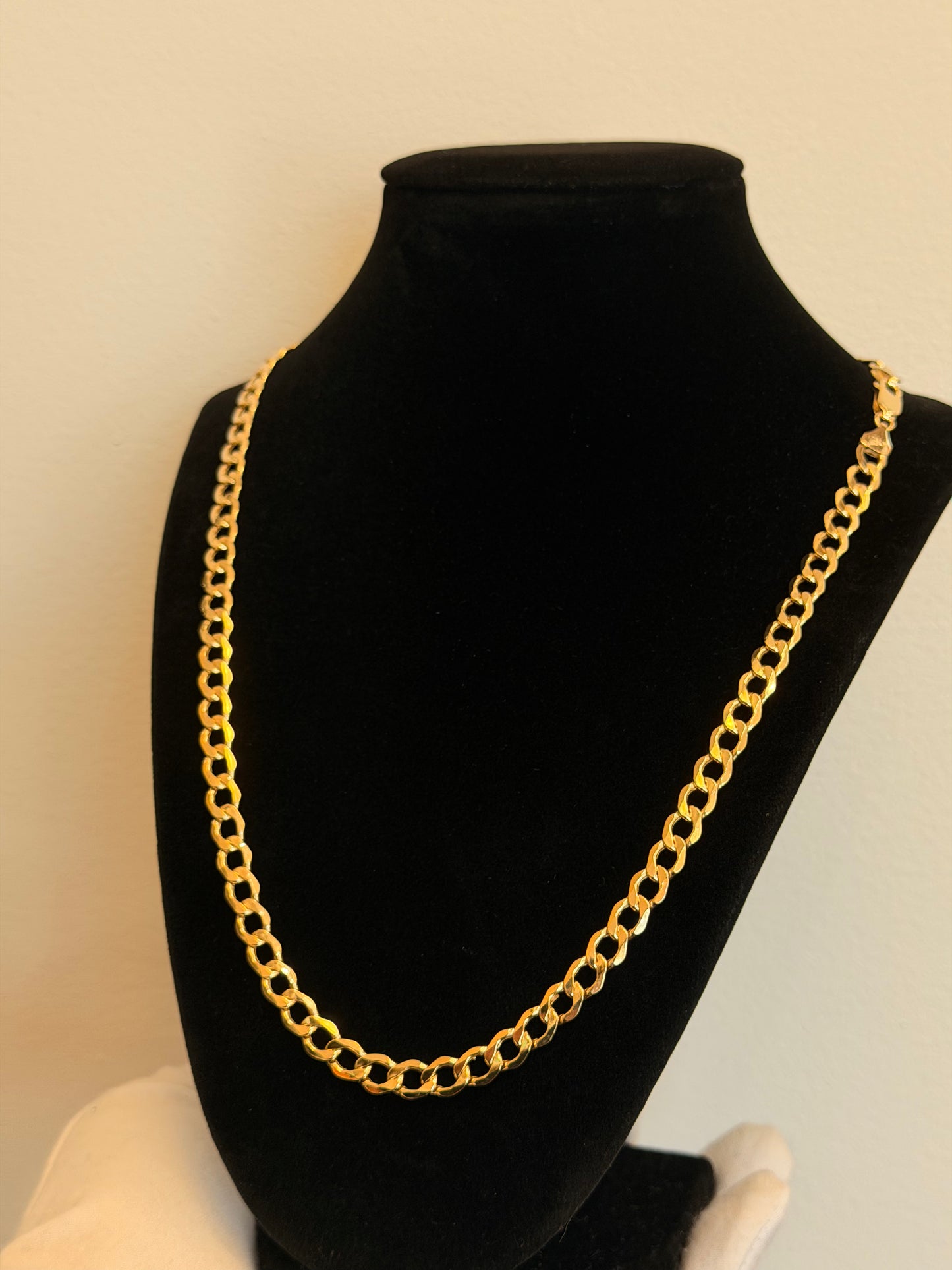 10k Curb Necklace