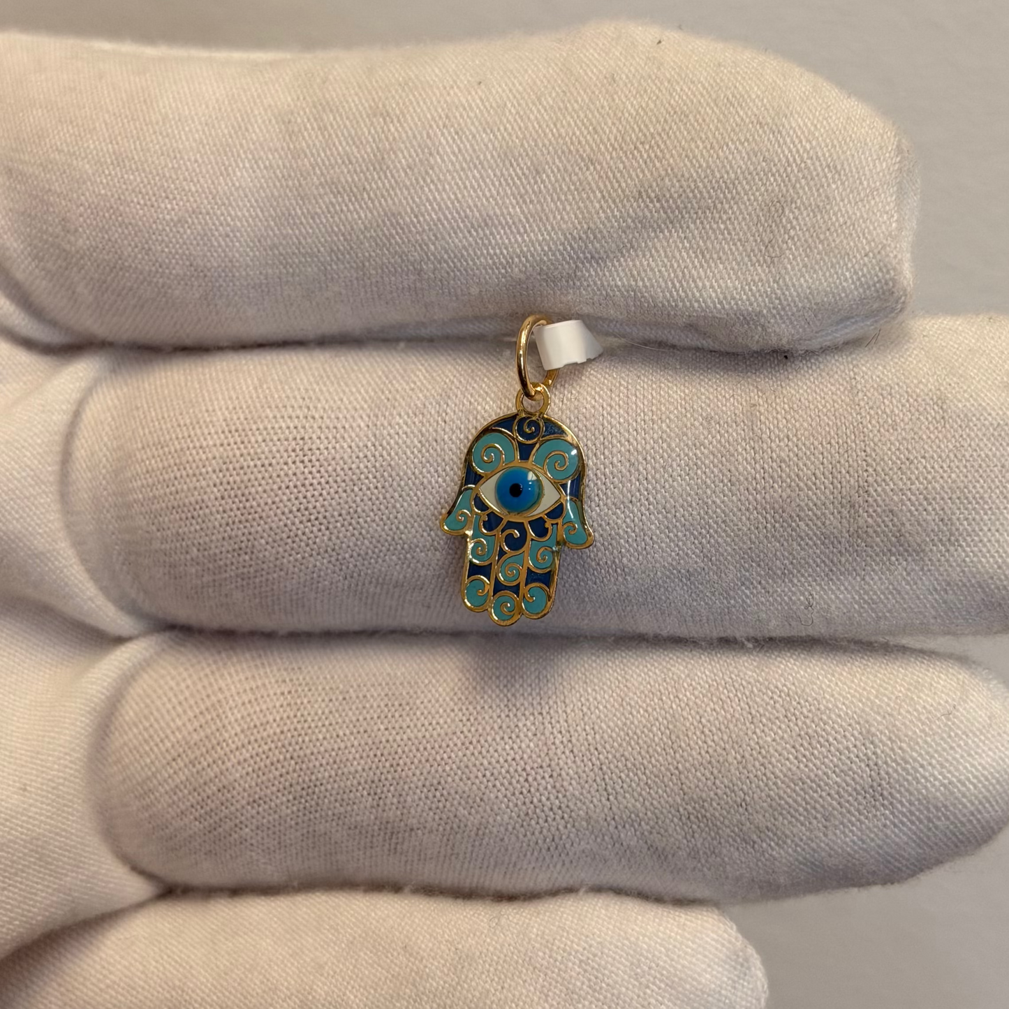10k Hamsa Hand Pendant