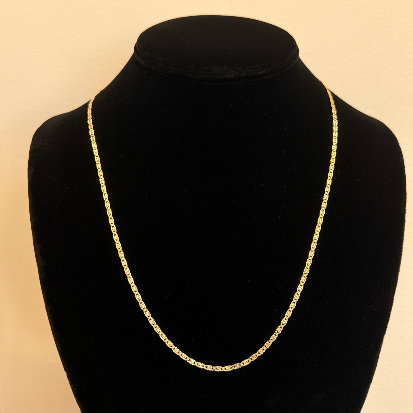 10k Valentina Necklace