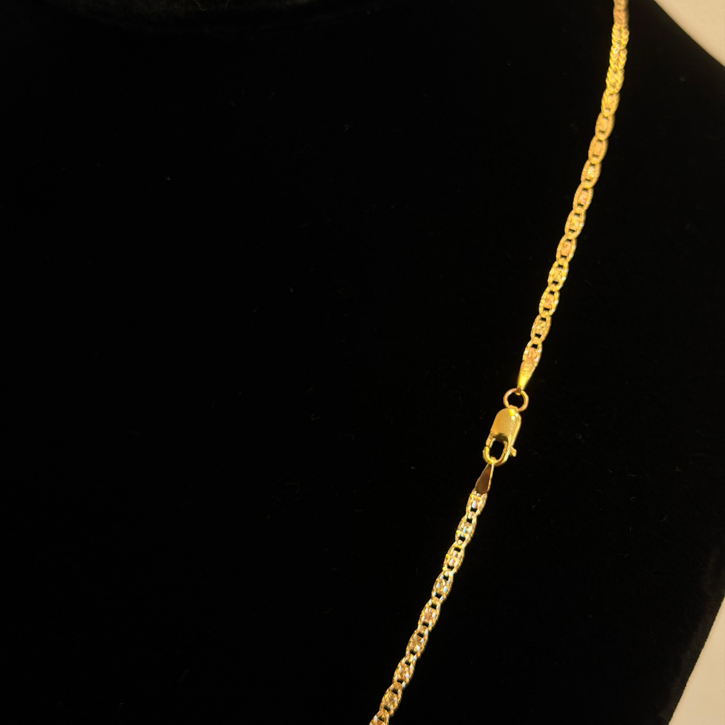 10k Valentina Necklace