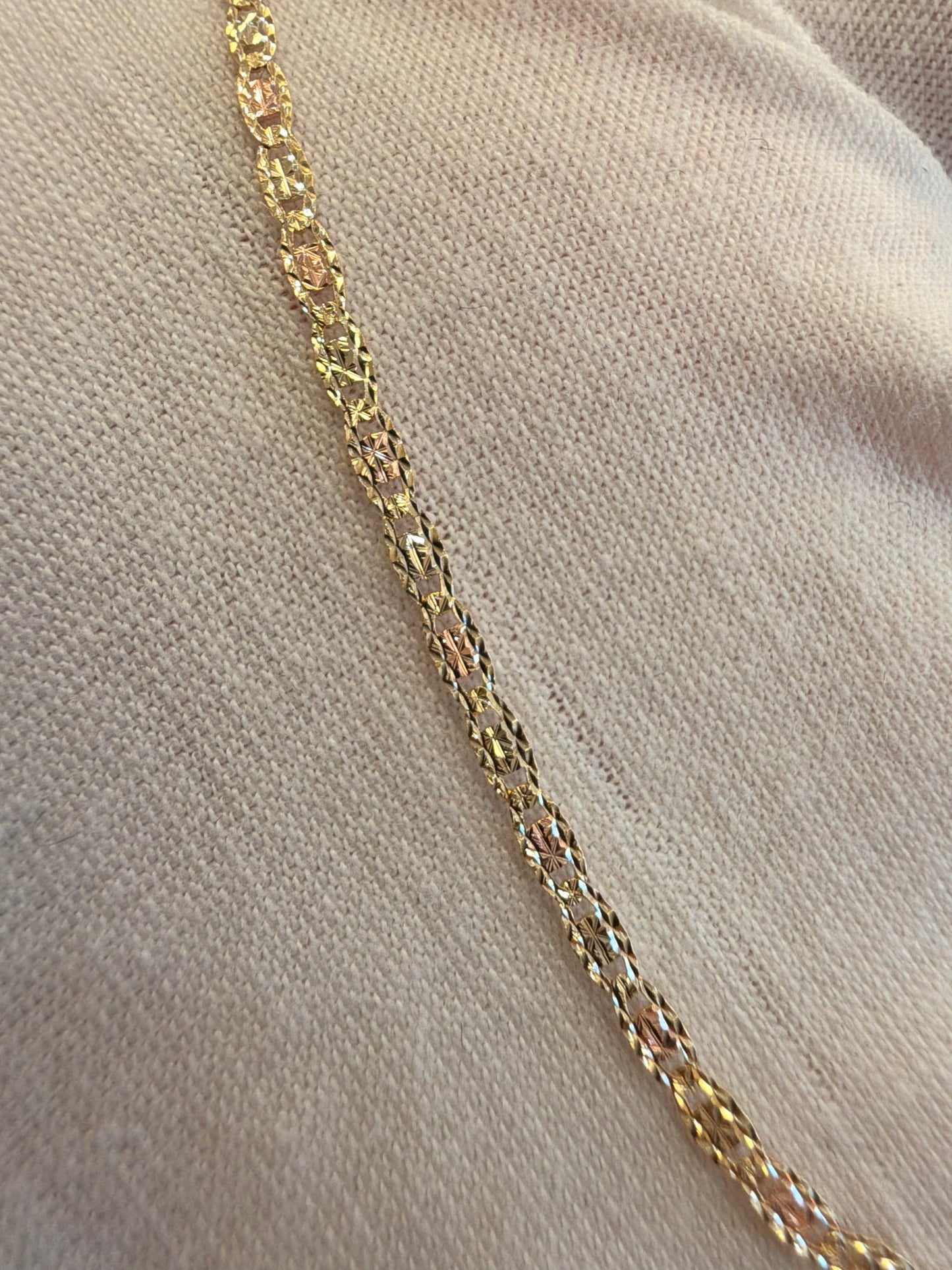 10k Valentina Necklace