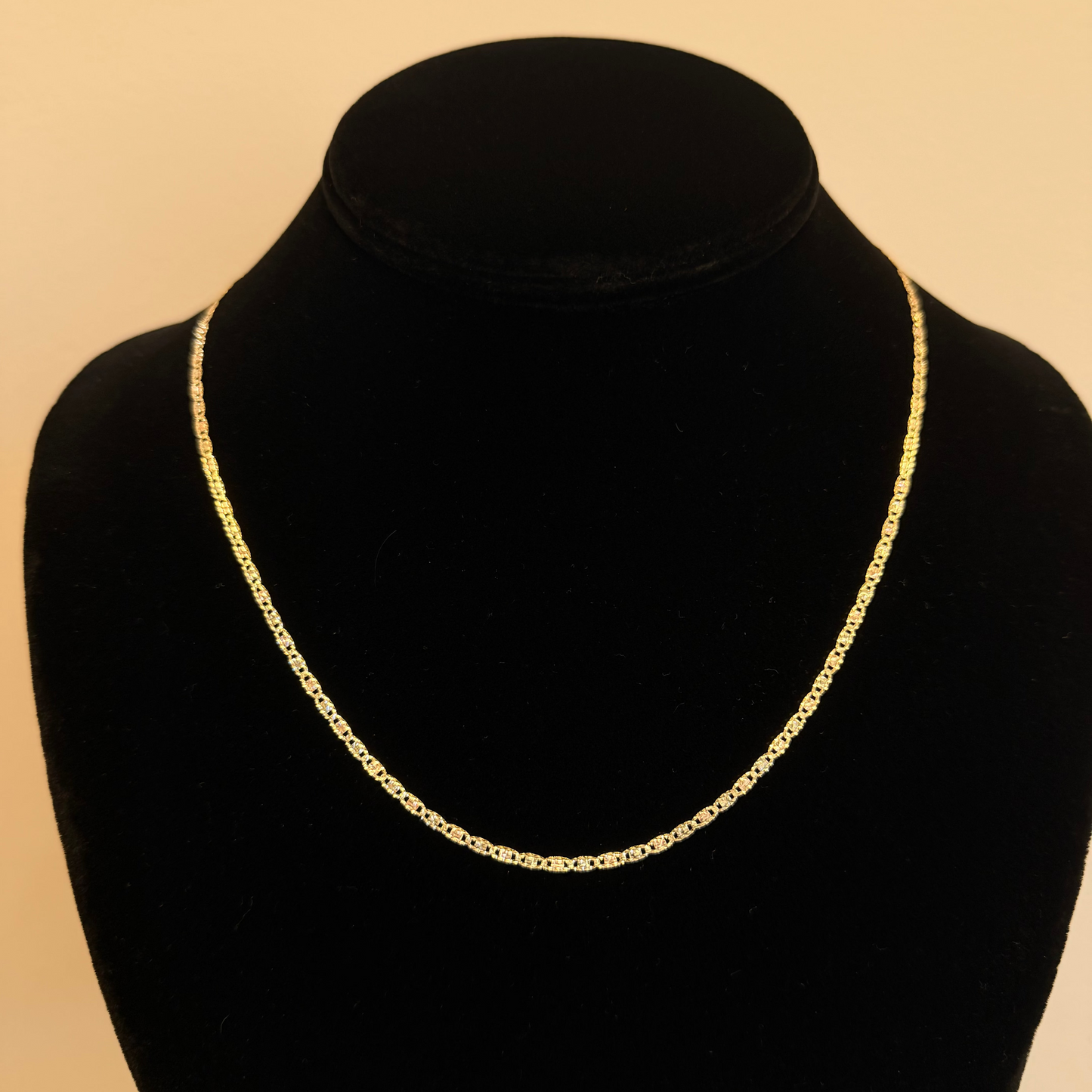 10k Valentina Necklace
