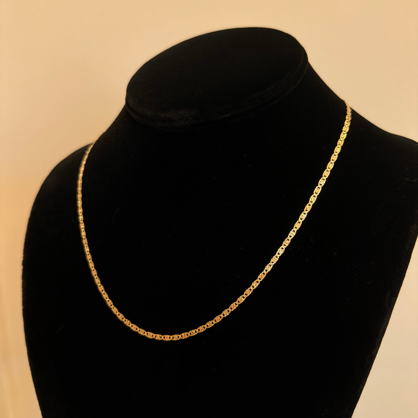 10k Valentina Necklace