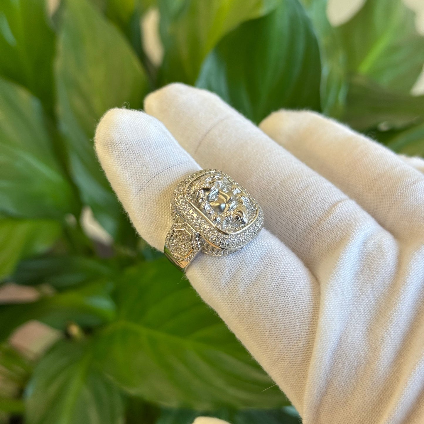 Sterling Silver cz Jesus head Ring