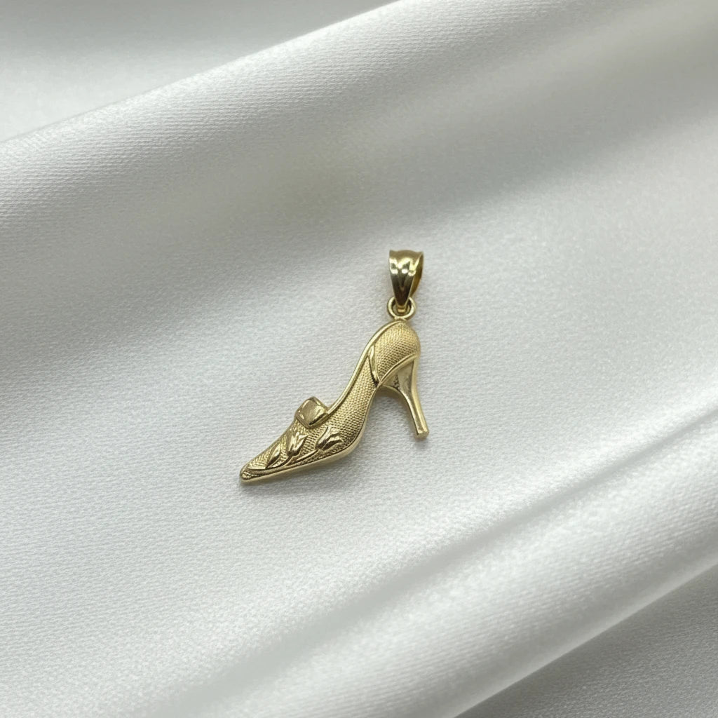 10k Ladies Heel Pendant