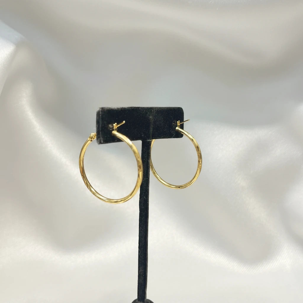 10k Diamond cut hoop earrings