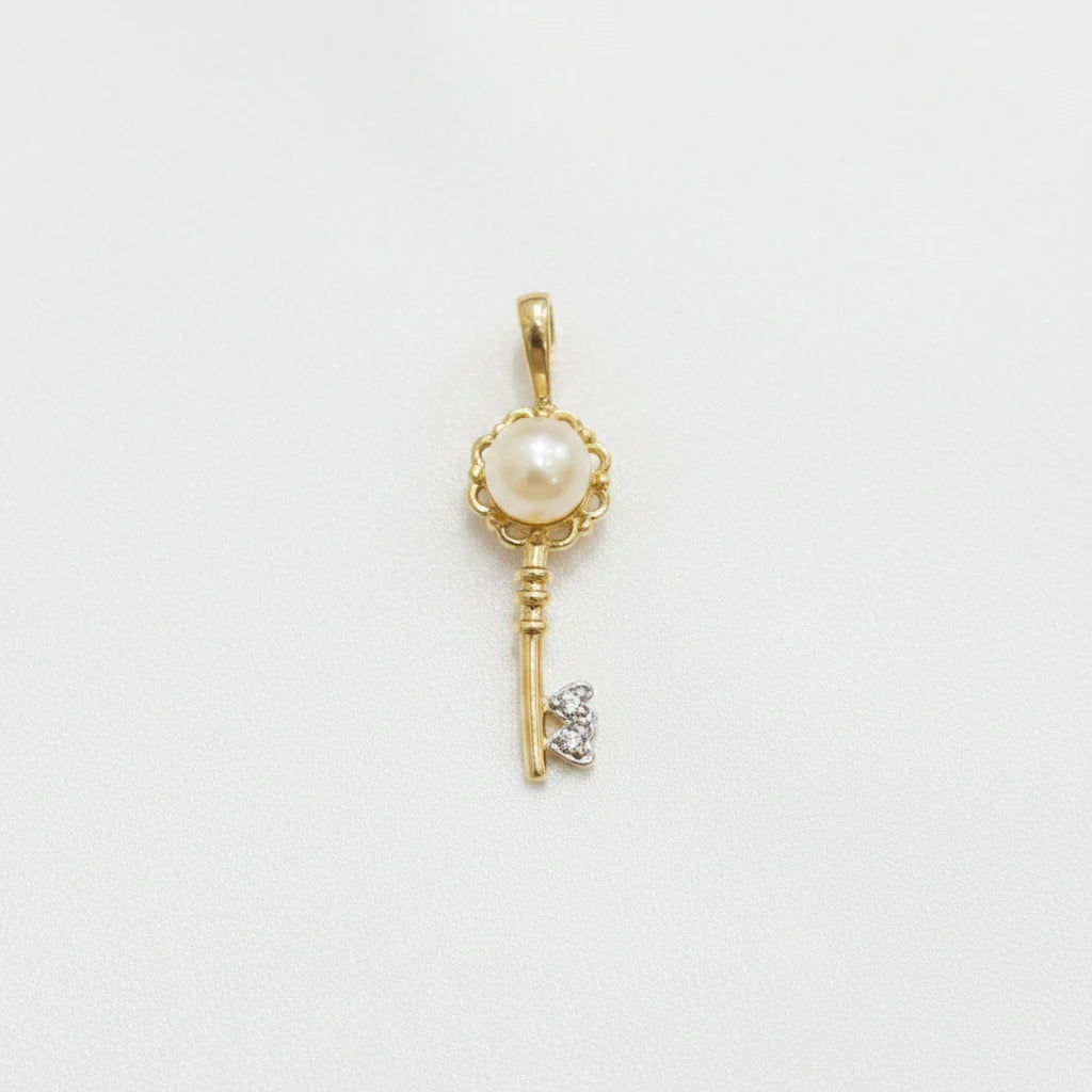 10k Pearl & Diamond Key Pendant