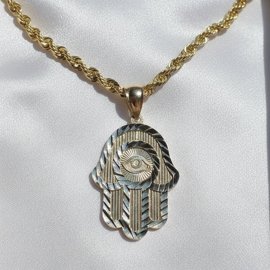 10k Hamsa Pendant