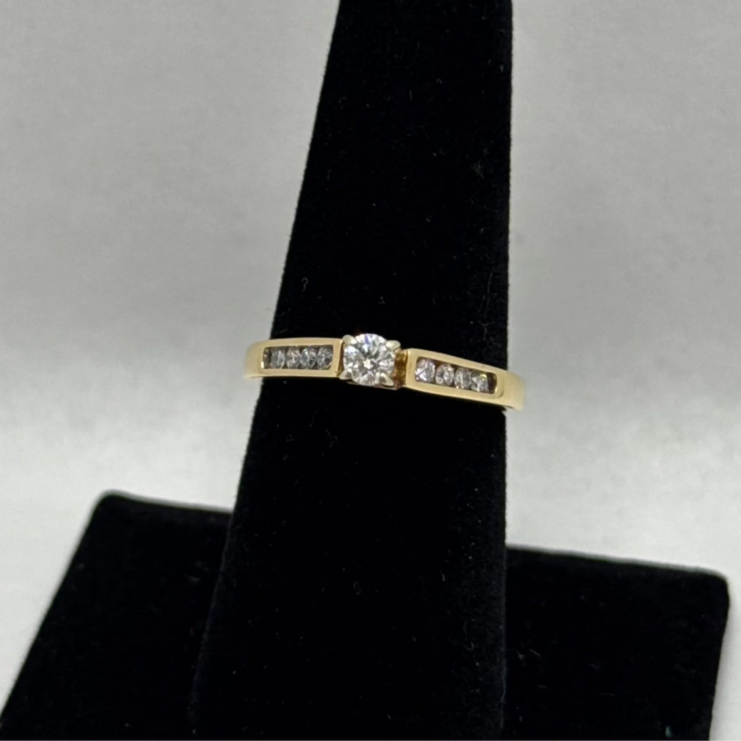 14k Diamond Engagement Ring