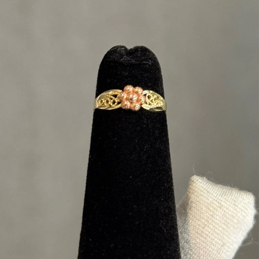10k Two Tone four leaf Clover Ring