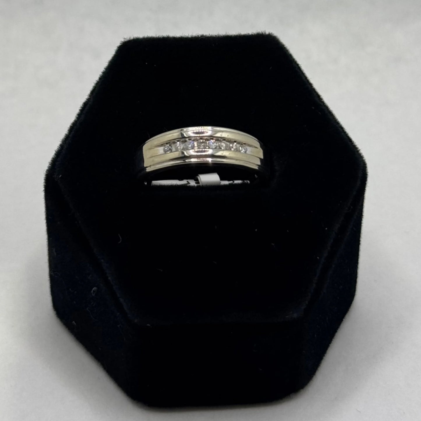 10k Diamond Wedding Band